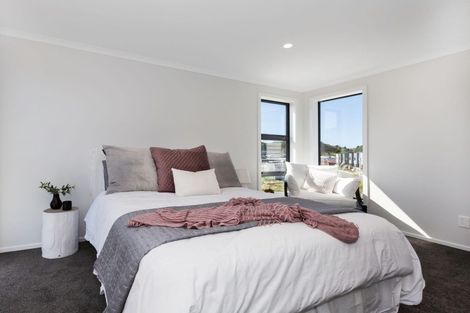 Photo of property in 1d Breakwater Way, Whitby, Porirua, 5024