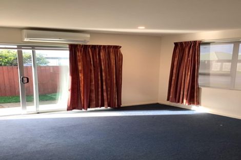 Photo of property in 2/112 Tedder Avenue, North New Brighton, Christchurch, 8083