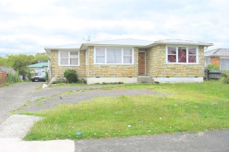 Photo of property in 16 Royal Arch Place, Rosehill, Papakura, 2113