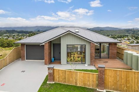 Photo of property in 45 Colorado Road, Totara Park, Upper Hutt, 5018