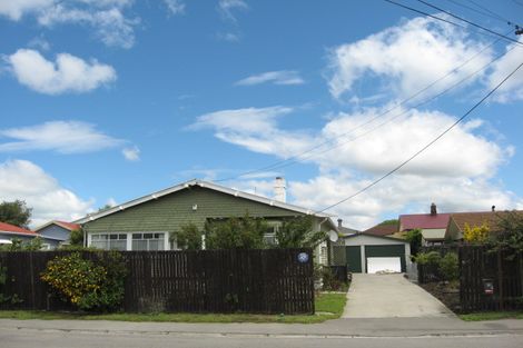 Photo of property in 4 Marcroft Street, Woolston, Christchurch, 8062