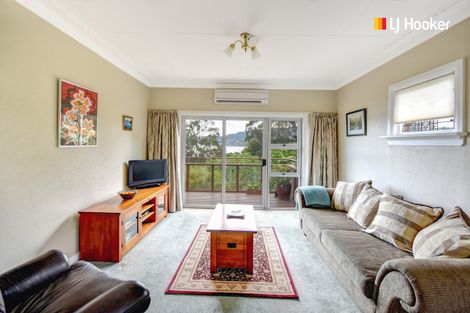 Photo of property in 22 Wharfdale Street, Macandrew Bay, Dunedin, 9014