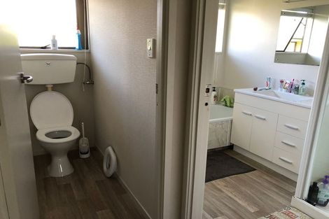 Photo of property in 1/168 Prince Regent Drive, Farm Cove, Auckland, 2012