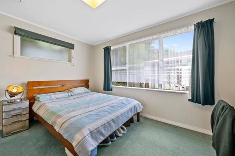 Photo of property in 6 Glen Alice Grove, Naenae, Lower Hutt, 5011