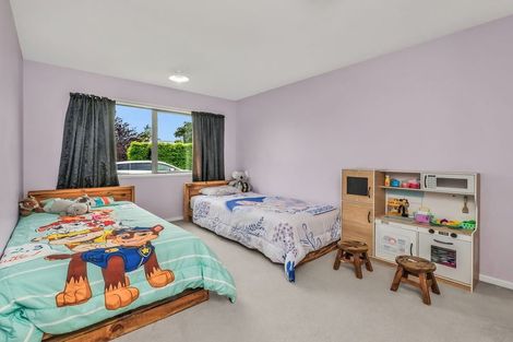 Photo of property in 8 Cross Street, Coalgate, 7673