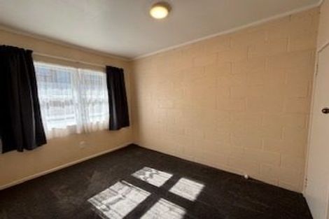 Photo of property in 2/23 Alcock Street, Mount Wellington, Auckland, 1060