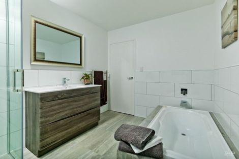 Photo of property in 17 Nigel Road, Browns Bay, Auckland, 0630