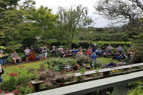 Photo of property in 50b Budleigh Street, Frankleigh Park, New Plymouth, 4310