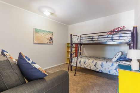 Photo of property in 12a Fishermans Bend, Whiritoa, Whangamata, 3691