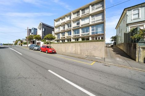 Photo of property in Embassy Court, 72 Brougham Street, Mount Victoria, Wellington, 6011