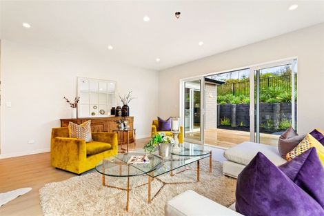 Photo of property in 87 Vinistra Road, Kumeu, 0810