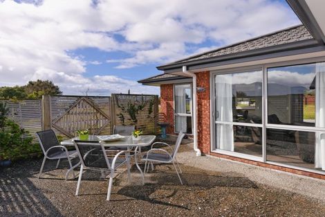 Photo of property in 5 Ruataniwha Drive, Collingwood, 7073