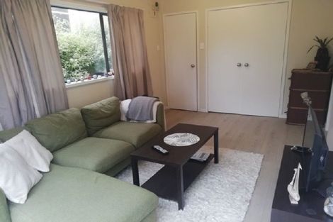 Photo of property in 104a Oaktree Avenue, Browns Bay, Auckland, 0630