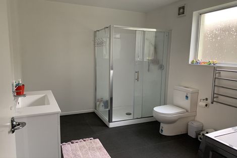 Photo of property in 1/158 Kings Crescent, Hutt Central, Lower Hutt, 5010