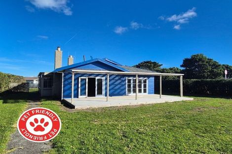 Photo of property in 180 Tasman Street, Opunake, 4616
