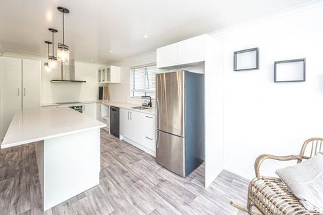 Photo of property in 27 Lewis Avenue, Aramoho, Whanganui, 4500