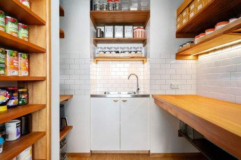 Photo of property in 187 Richmond Hill Road, Richmond Hill, Christchurch, 8081