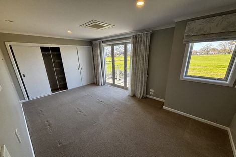 Photo of property in 2 Tucker Close, Leamington, Cambridge, 3432