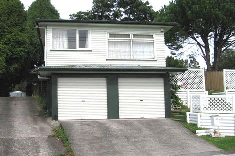 Photo of property in 2/17 Paton Avenue, Te Atatu South, Auckland, 0610