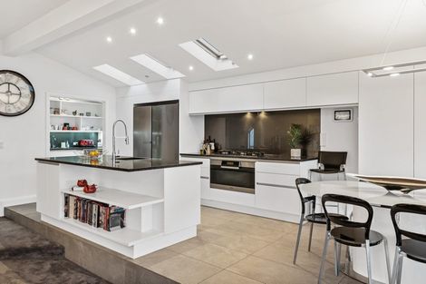 Photo of property in 41 Rawene Road, Birkenhead, Auckland, 0626