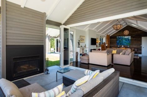 Photo of property in Riverton, 175 Lane Road, Havelock North, 4130