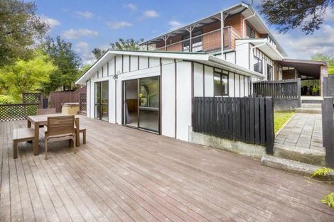 Photo of property in 13 Seymour Grove, Kingsley Heights, Upper Hutt, 5018