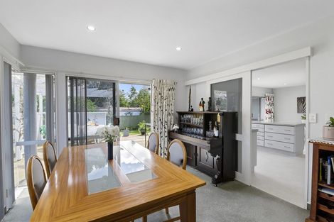 Photo of property in 2 Tainui Street, Raumati Beach, Paraparaumu, 5032