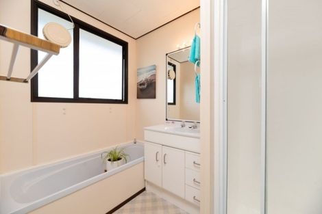 Photo of property in 18 Park View Rise, Gate Pa, Tauranga, 3112