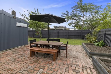 Photo of property in 8 Dempsey Street, Naenae, Lower Hutt, 5011