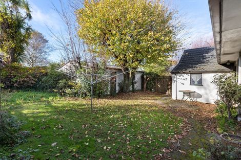 Photo of property in 37 Somerset Crescent, Spreydon, Christchurch, 8024