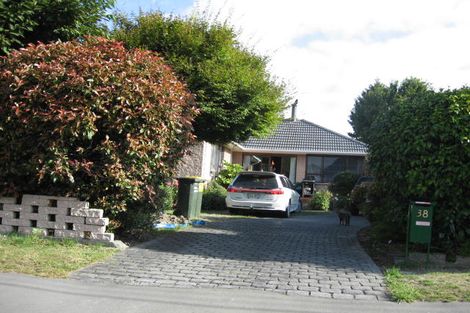 Photo of property in 38 Acacia Avenue, Upper Riccarton, Christchurch, 8041