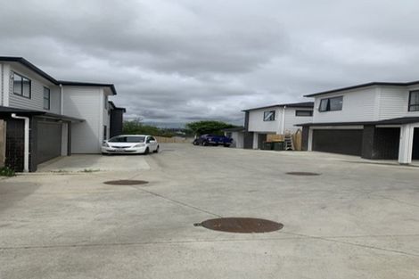 Photo of property in 98 Cardiff Road, Pakuranga, Auckland, 2010