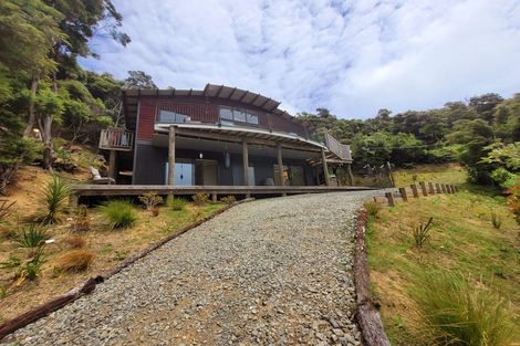 Photo of property in 8a Schoolhouse Bay Road, Kawau Island, 0920