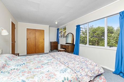 Photo of property in 15 Blue Pacific Parade, Riversdale Beach, Masterton, 5872