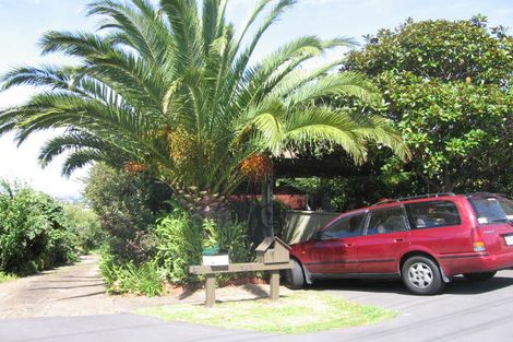 Photo of property in 1/343 Glenfield Road, Glenfield, Auckland, 0629