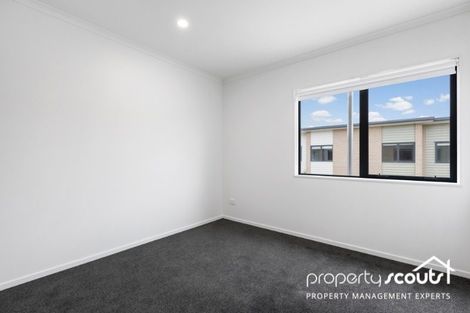 Photo of property in 12 Pangu Way, Mangere, Auckland, 2022