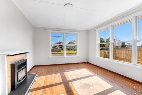 Photo of property in 32 Uxbridge Street, Redwood, Christchurch, 8051