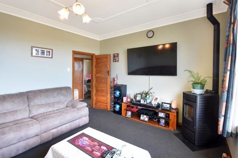 Photo of property in 297 Main South Road, Green Island, Dunedin, 9018