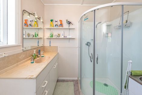 Photo of property in 31 Karaka Street, Castlecliff, Whanganui, 4501