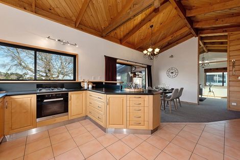 Photo of property in 27 Lake Domain Drive, Frankton, Hamilton, 3204