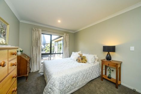 Photo of property in 7 Butler Place, Fitzherbert, Palmerston North, 4410