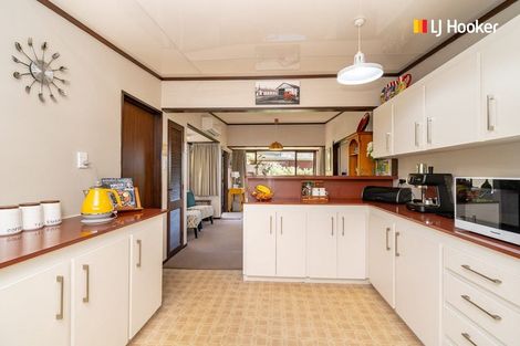 Photo of property in 51 Earls Road, Saint Clair, Dunedin, 9012