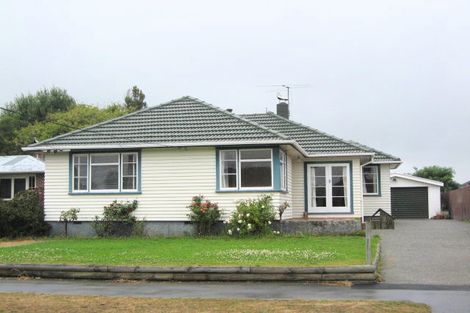 Photo of property in 16 Cheam Street, Dallington, Christchurch, 8061