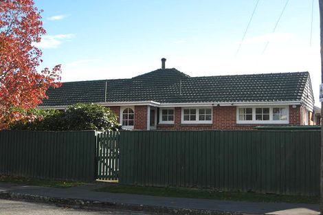 Photo of property in 37 Wai-iti Terrace, Burnside, Christchurch, 8052