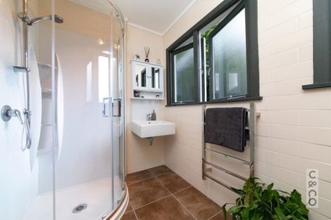 Photo of property in 2 Princes Street, Riverhead, 0820