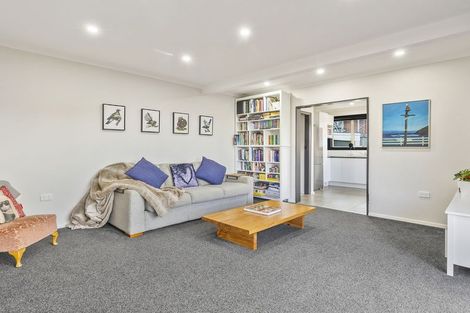 Photo of property in 27 Brockville Road, Glenross, Dunedin, 9011