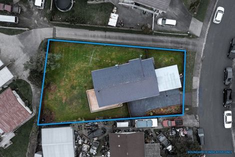 Photo of property in 10 Styca Place, Sunnyvale, Auckland, 0612