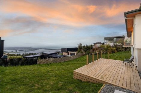 Photo of property in 5 Stoneyridge Close, Mount Pleasant, Christchurch, 8081