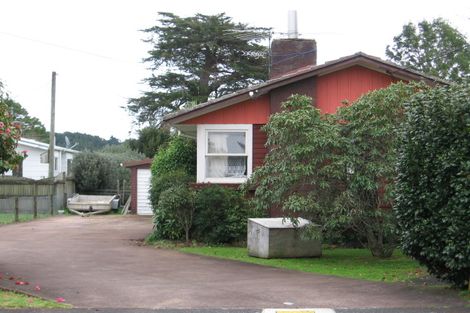 Photo of property in 24 Knox Road, Swanson, Auckland, 0612