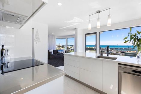 Photo of property in 12c Parris Street, Moturoa, New Plymouth, 4310